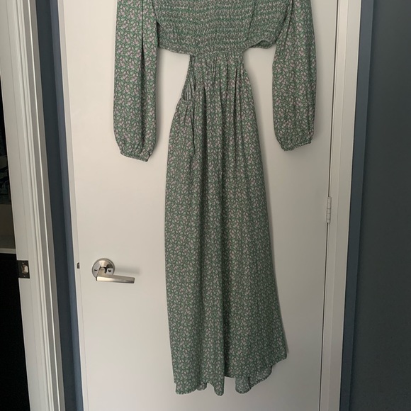 NWT Cut out Midi Dress - Picture 6 of 6